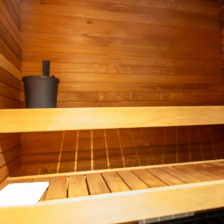 Convenient For 4 With Sauna Huoneisto *
